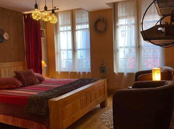 بيت ضيافة Au Bois Normand 3*