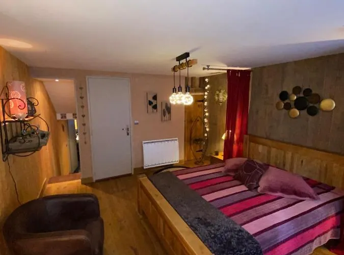 Au Bois Normand بيت ضيافة 3*