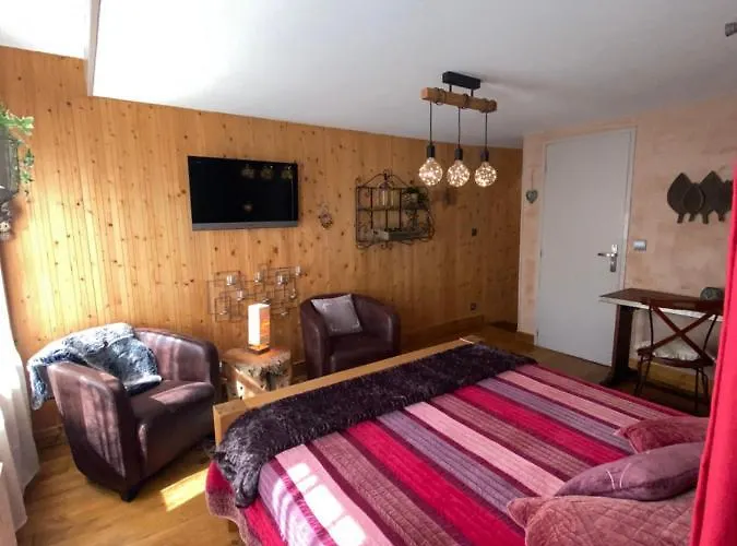 بيت ضيافة Au Bois Normand 3*