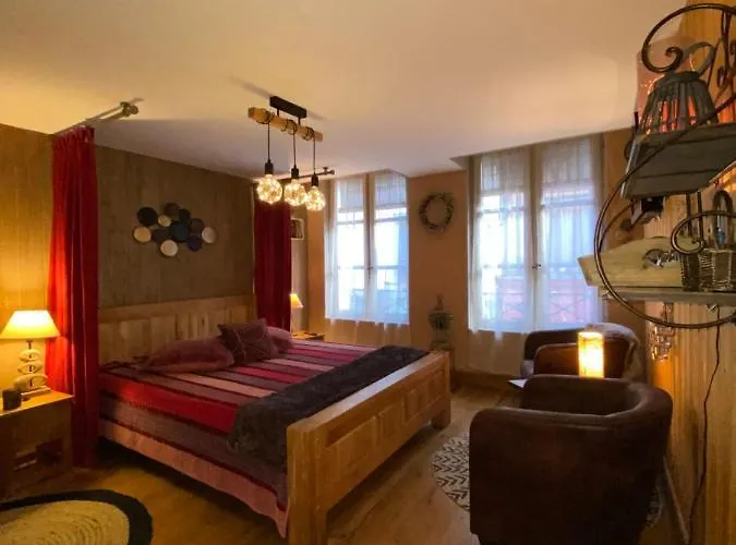 Au Bois Normand Guest house 3*