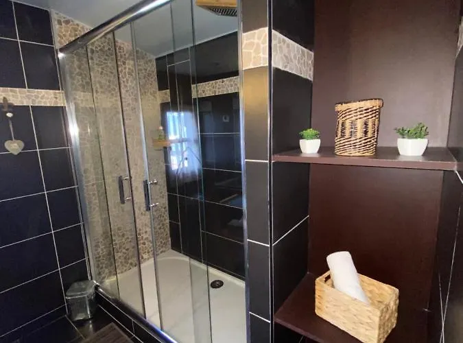 Au Bois Normand Guest house 3*