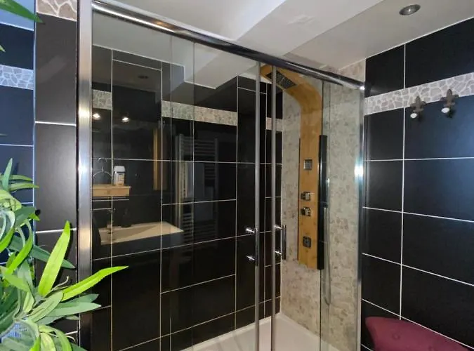 Au Bois Normand 게스트하우스 3*